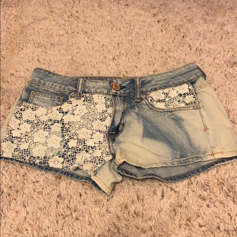 American Eagle Outfitters washed Jean Shorts